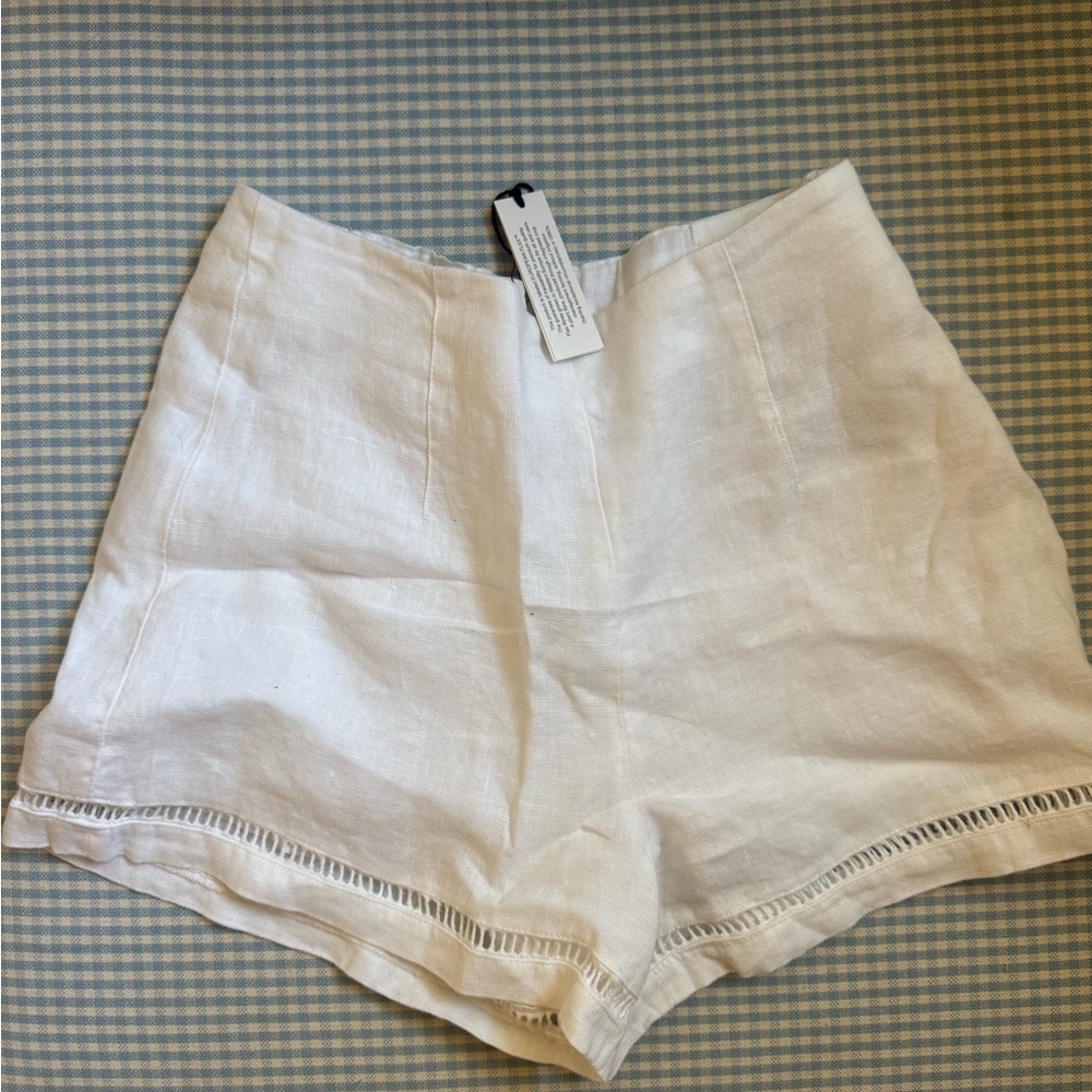 High Waist White Shorts with Stretch